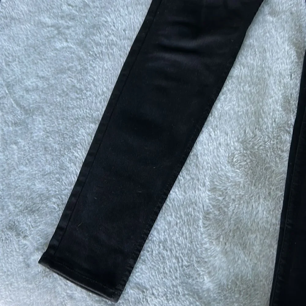 Old Navy Midrise Rockstar Super Skinny Black Jeans (Women's size 6) - Picture 2 of 8